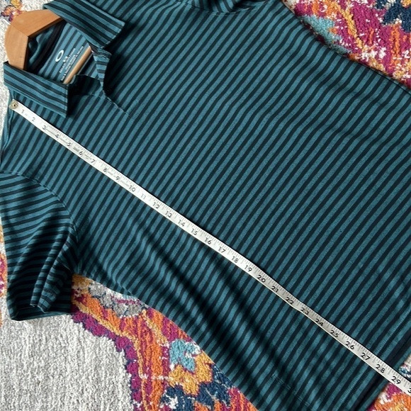 Oakley Men’s Premium Speed Striped Polo - Size Medium - Picture 10 of 11